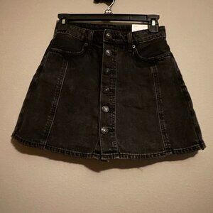 NEW! American Eagle Size 00 MOM Skort, Black Denim Mini Skirt